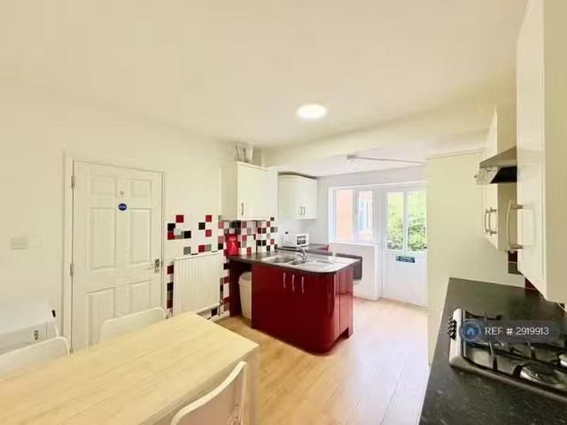 House for rent in Camp Hill, Warwickshire