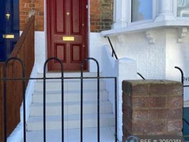 Room for rent in Cat Hill, England