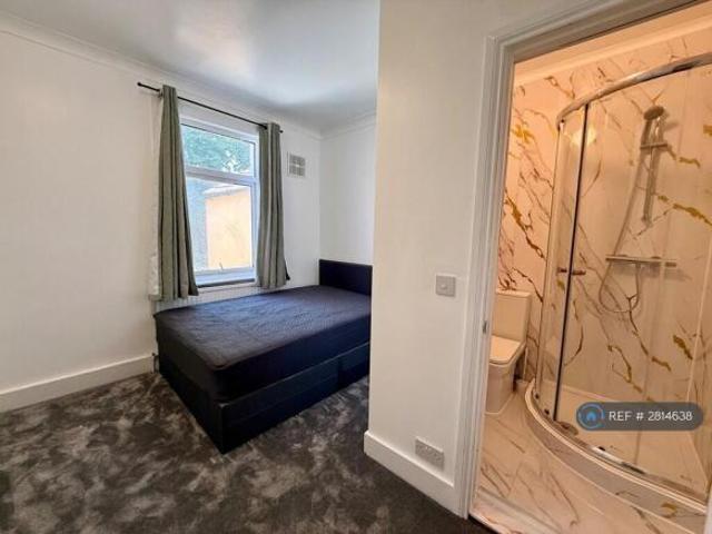 Room for rent in Cat Hill
