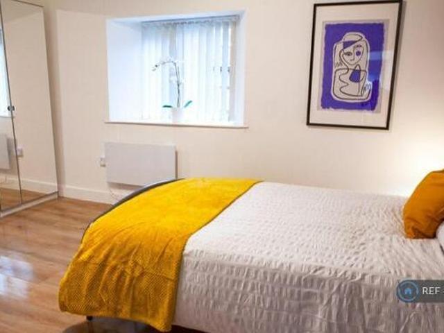 House for rent in Boothtown, Halifax