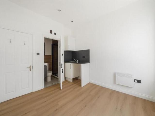 Room for rent in Maida Vale, Greater London