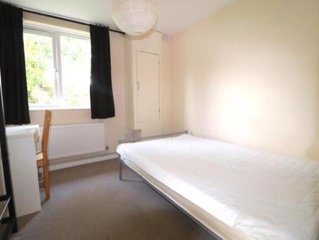 Room for rent in The Slade, Oxfordshire