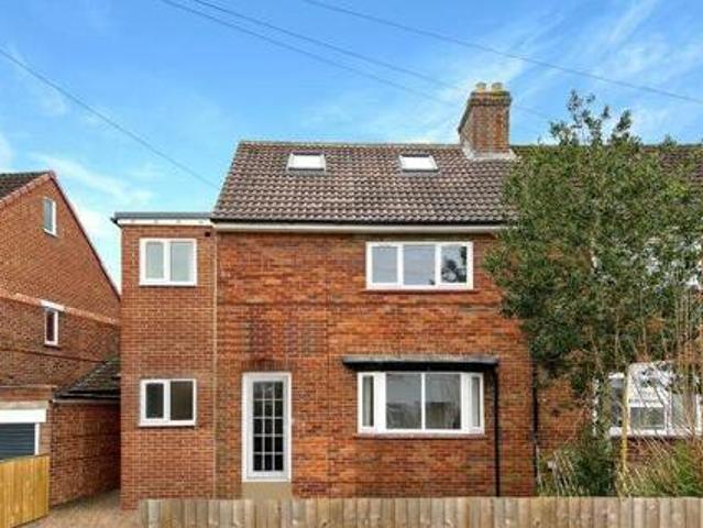 House for rent in Gipsy Lane Estate, The Slade