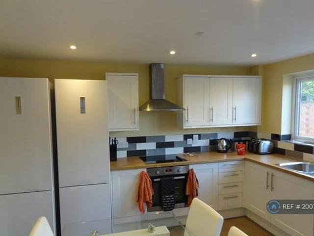 House for rent in Pouchen End, Hertfordshire