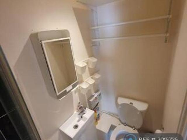 Room for rent in Cat Hill
