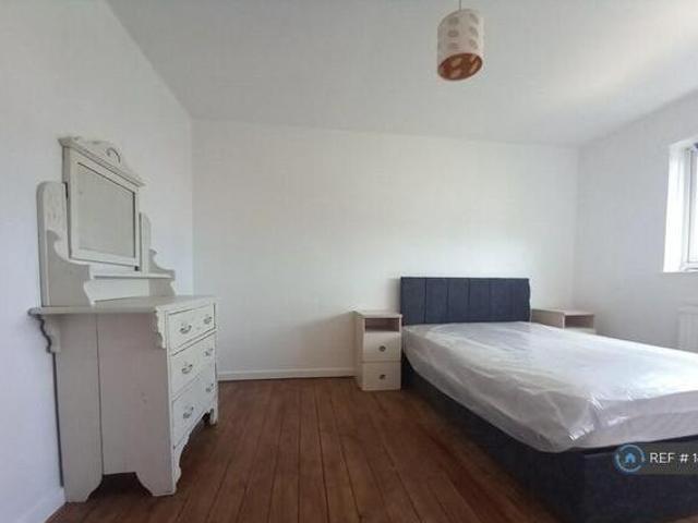 House for rent in Lyons, Greater London