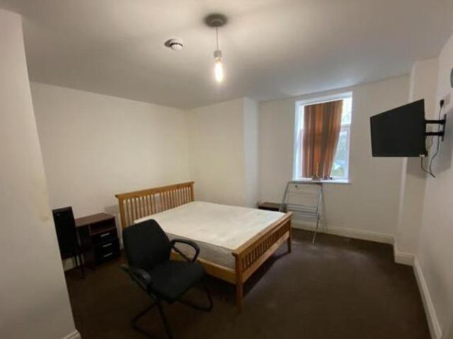 House for rent in Huddersfield, West Yorkshire