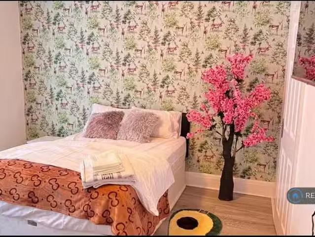 House for rent in Hainault, Greater London