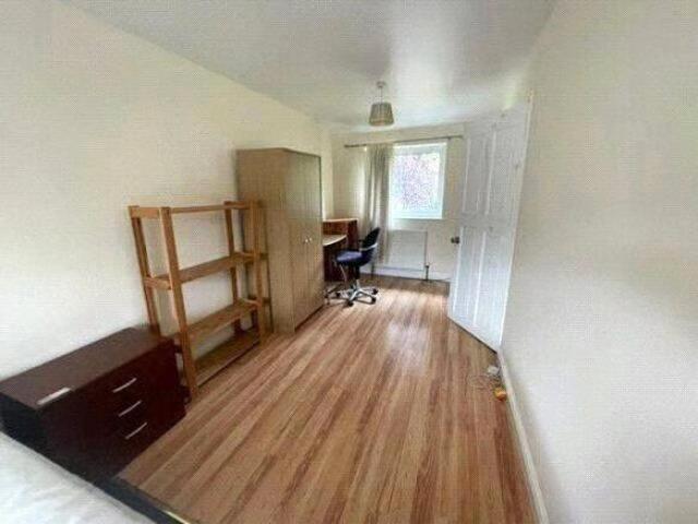 Room for rent in South Twerton, Dulcote