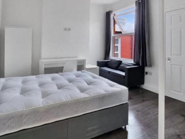 Room for rent in Cat Hill