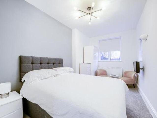 House for rent in Green Close, Warwickshire