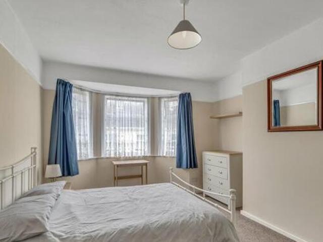 House for rent in Follaton, Strode