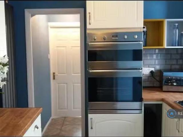 House for rent in Pontypridd, Wales