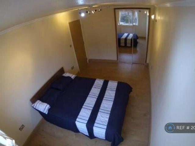 House for rent in Kingston Upon Thames, Greater London