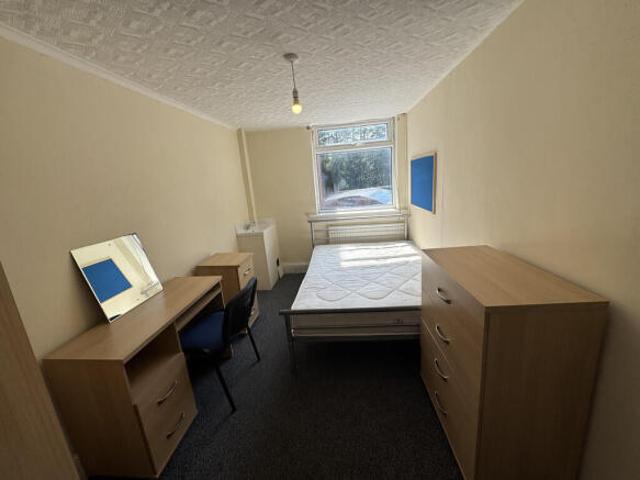 Room for rent in New Invention, Bloxwich