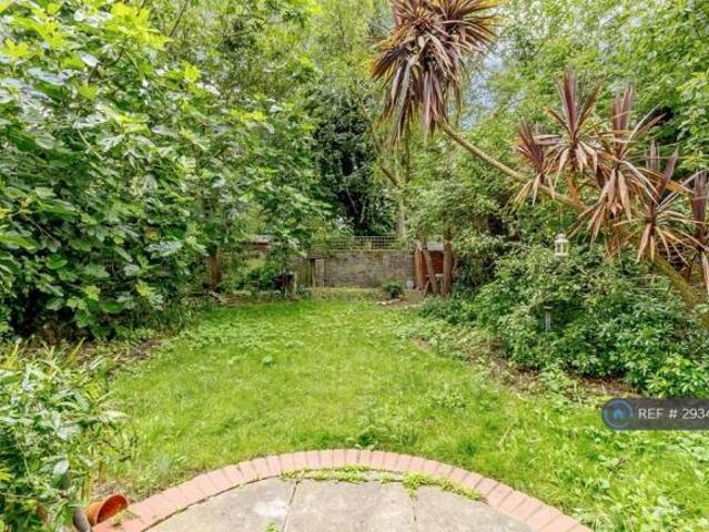 Room for rent in Cat Hill