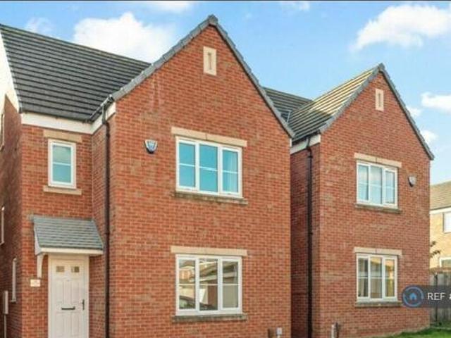 House for rent in Scholes, West Yorkshire
