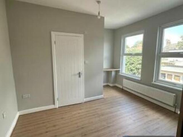 Room for rent in Cat Hill