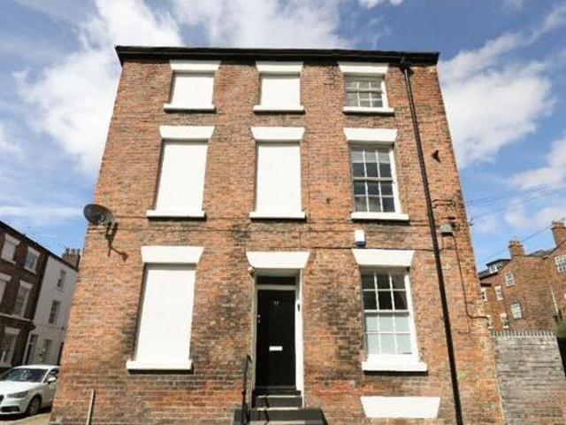 House for rent in Calderstones