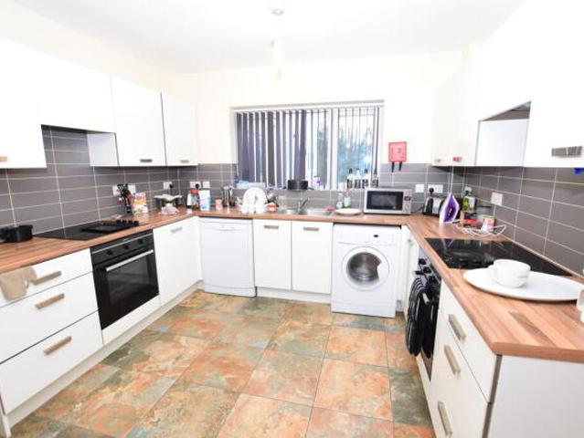 Room for rent in Huddersfield, West Yorkshire