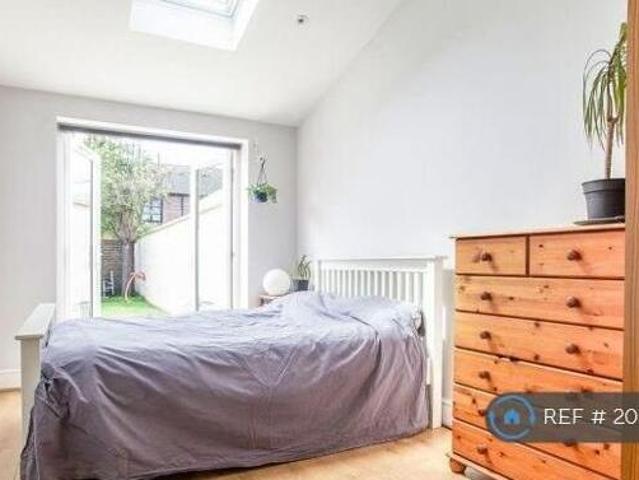 House for rent in Lyons, Greater London