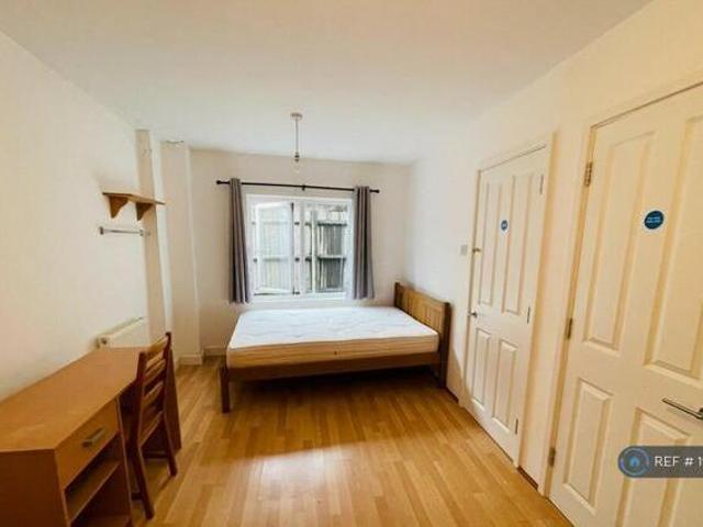 House for rent in Lyons, Greater London