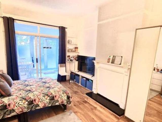 House for rent in Lyons, Greater London
