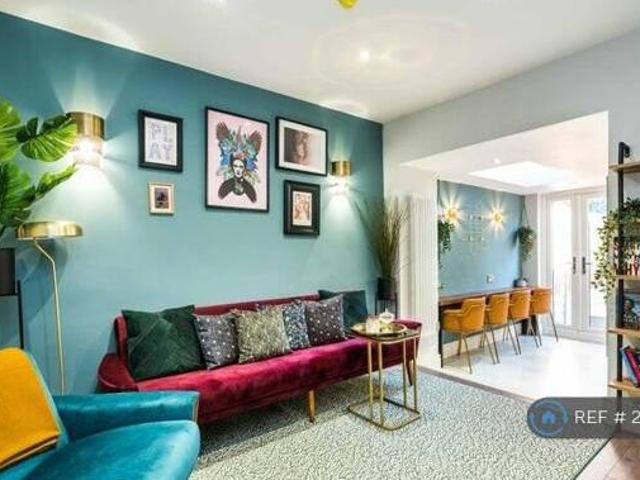 House for rent in Lyons, Greater London