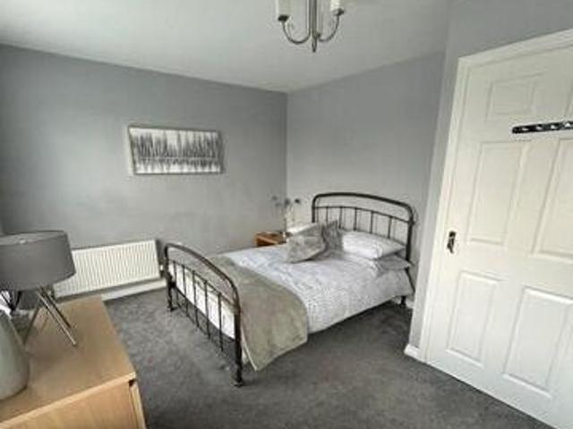 House for rent in Surrey