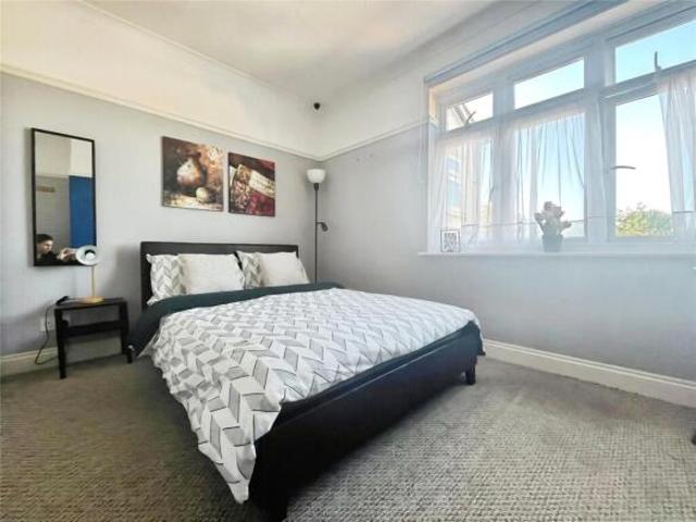 Room for rent in Twickenham, Greater London