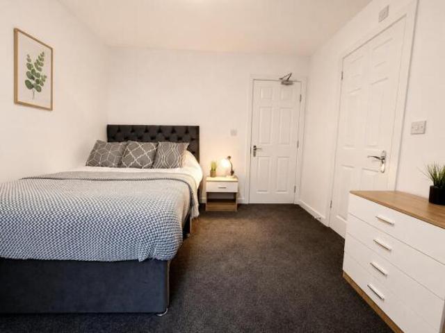 Room for rent
