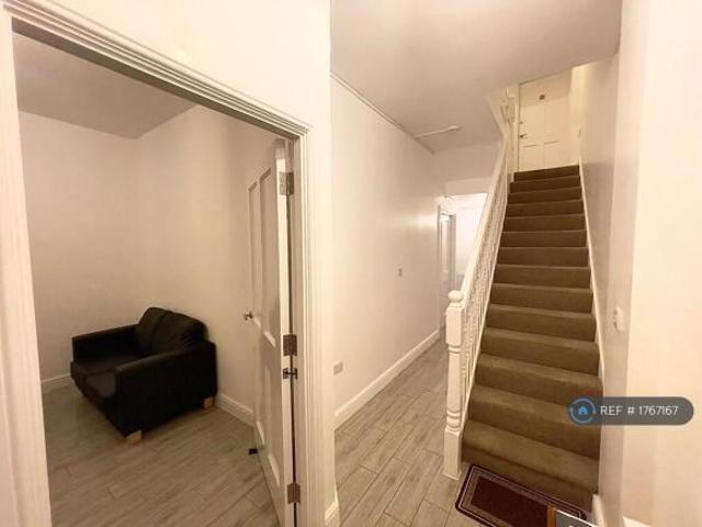 Room for rent in Cat Hill
