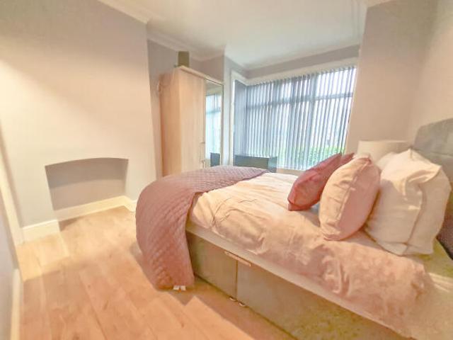 Room for rent in West Yorkshire