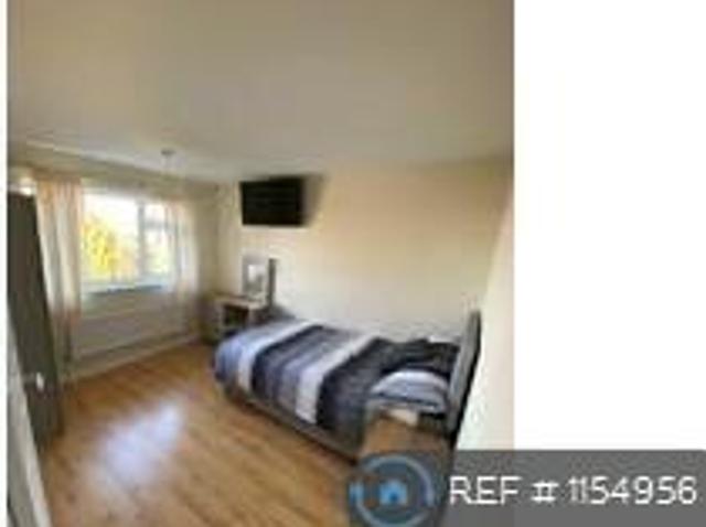 House for rent in Brentingby, Leicestershire