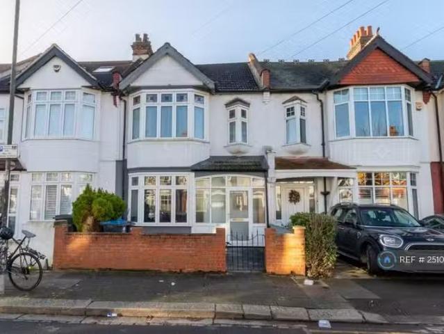 House for rent in London Borough of Merton, Mitcham