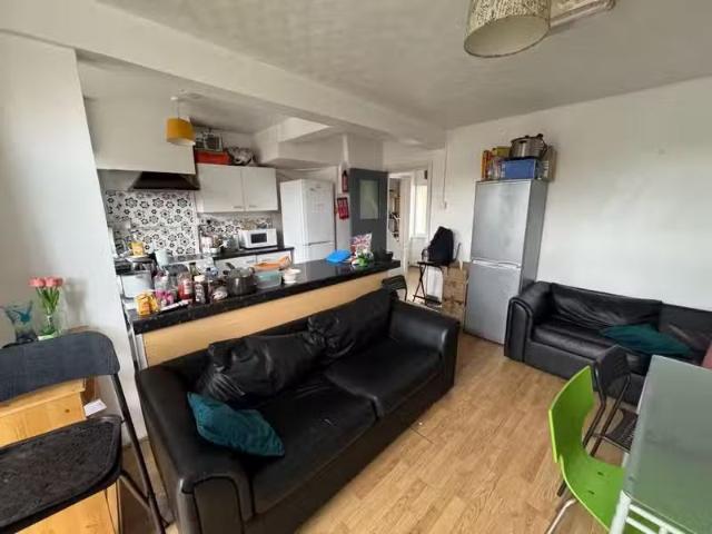 House for rent in Wake Green, West Midlands