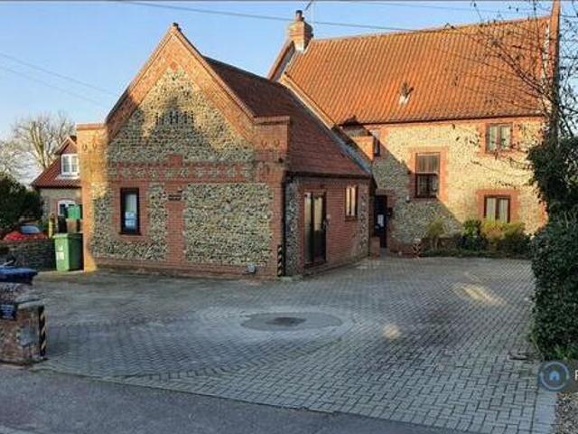 House for rent in East Bank, Norfolk