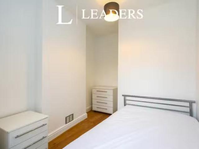 House for rent in Broken Cross, Macclesfield
