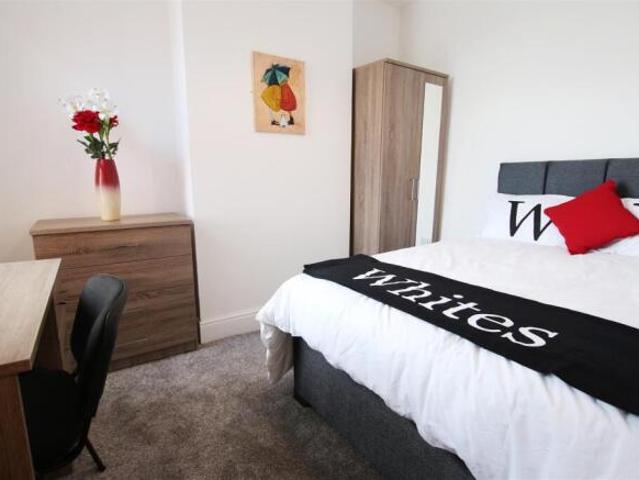 Room for rent in Rothersthorpe, Northamptonshire
