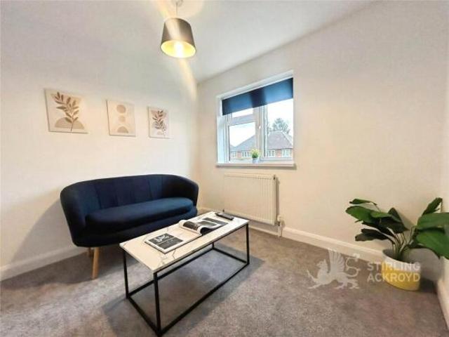 Room for rent in Westborough, Surrey