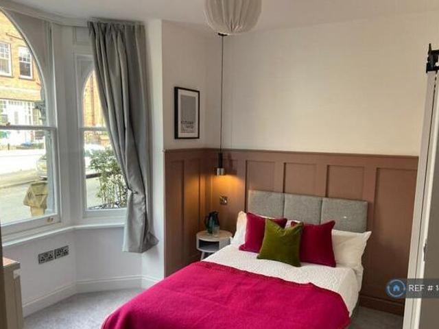 House for rent in South Cliff, Kepwick