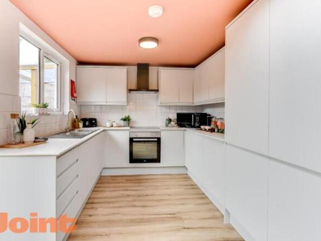 Room for rent in Fox Hill, Dulcote