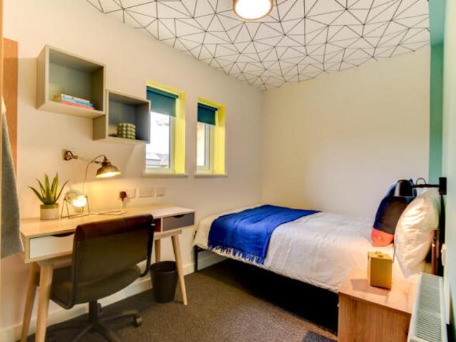 Room for rent in Dulcote, Bath And North East Somerset