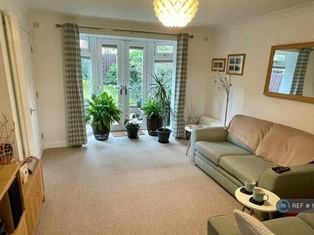 House for rent in Periwood Estate, Sheffield