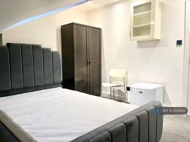 House for rent in Hockley Port, West Midlands