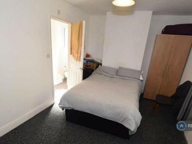 House for rent in Chilworth Old Village, Test Valley