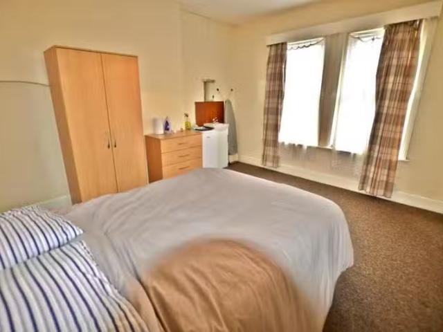 House for rent in Upton Park, Greater London