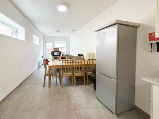 Room for rent in Ealing, Greater London