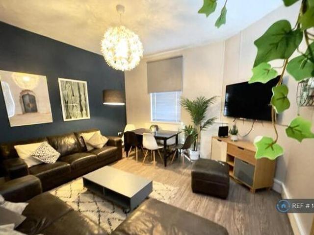 House for rent in Lyons, Greater London