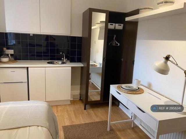 Room for rent in Cat Hill